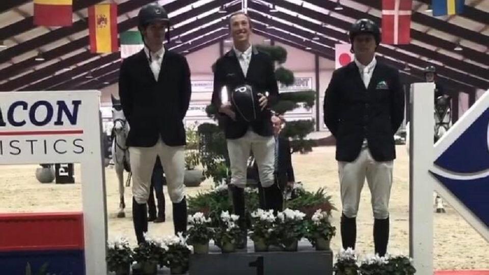 Vydařený český závěr v Kronenbergu. Řezníček má stříbro z Grand Prix!