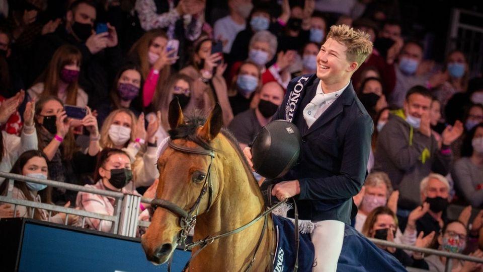 O tomto klukovi hodně uslyšíme. Brit Harry Charles poráží světová esa