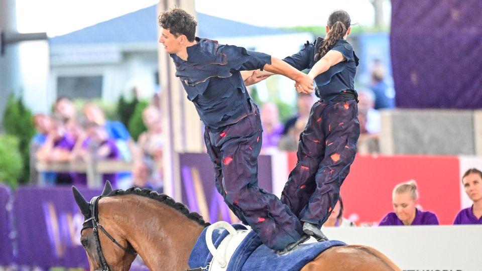 Gardies a Thibaudat získali v Cáchách zlato ve voltižní soutěži Pas de Deux